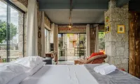 Cozy Ground Floor Studio at Praia do Rosa Prn0001 - Wifi