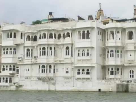 Jagat Niwas Palace