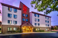 Red Roof Inn & Suites Dover Downtown Hotel di 