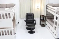 やかそばＧＵＥＳＴＨＯＵＳＥ 琉球苺園周辺のホテル