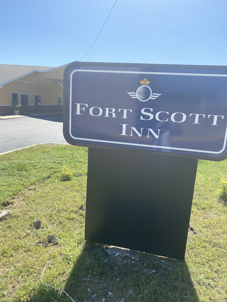 Fort Scott Inn