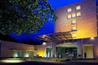Blue Diamond Pune Ihcl SeleQtions Hotels near Atal Bihari Vajpayee Sports Complex