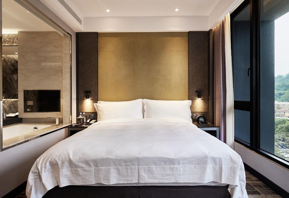 2. 더 탱고 호텔 ..