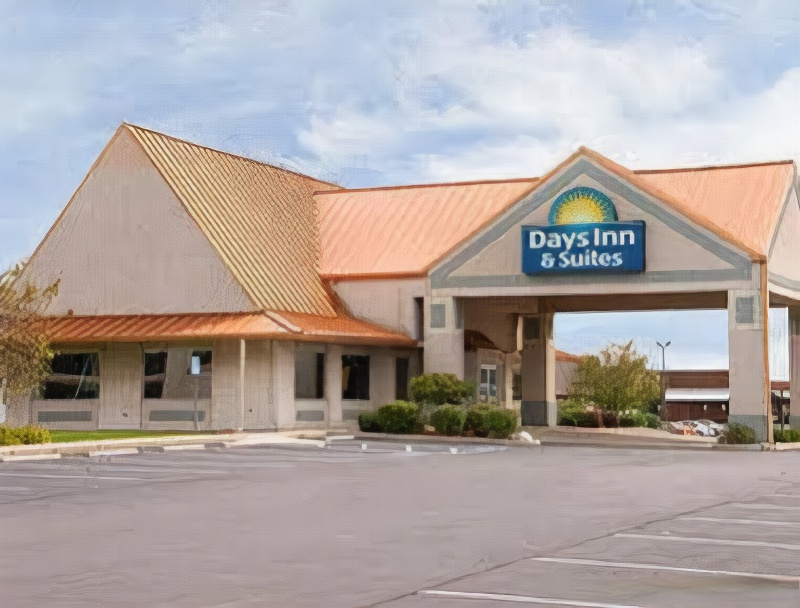 Days Inn & Suites by Wyndham Kokomo