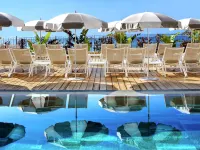 Grand Hotel Des Sablettes Plage, Curio Collection By Hilton Hotels in Var