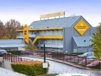 Premiere Classe Marne la Vallee - Torcy Hotels in Torcy