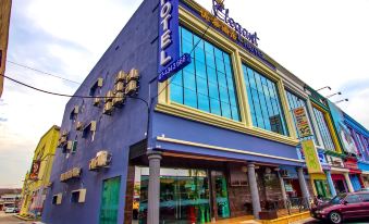 Elegant Hotel