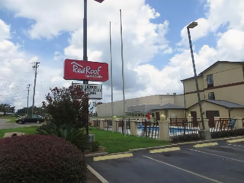 Red Roof Inn & Suites Mobile SW - I-10