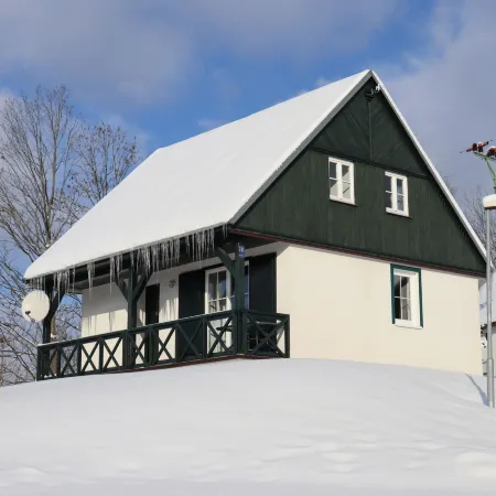 Holiday Hill 47