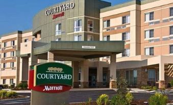 Courtyard Bismarck North