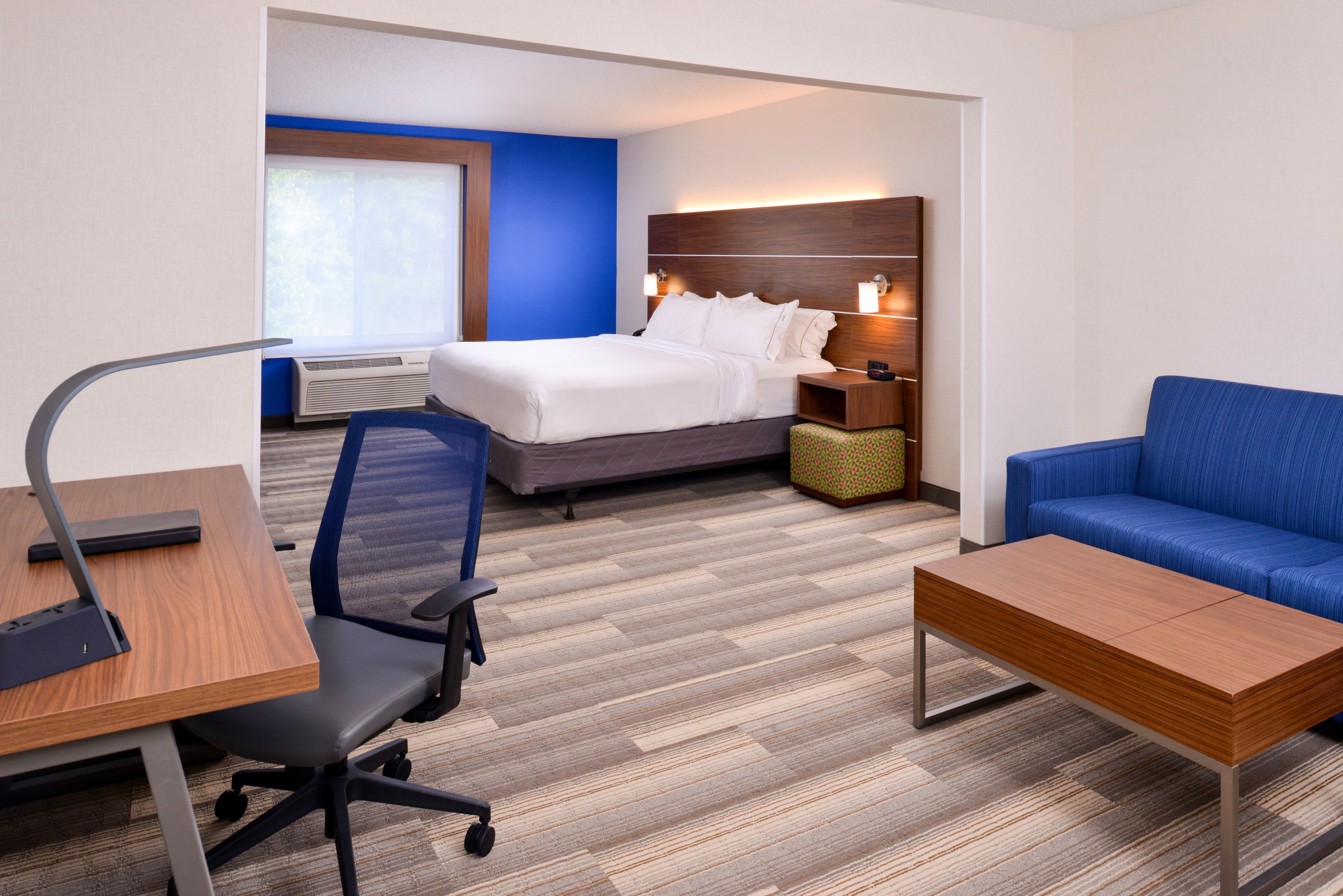 Holiday Inn Express Hotel & Suites Urbana-Champaign-U of I Area, an Ihg Hotel