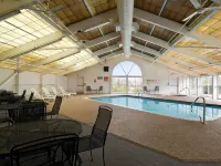 Wingate by Wyndham Canton/Hall of Fame - Pools