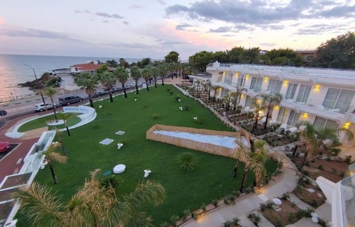 Jonium Hotel