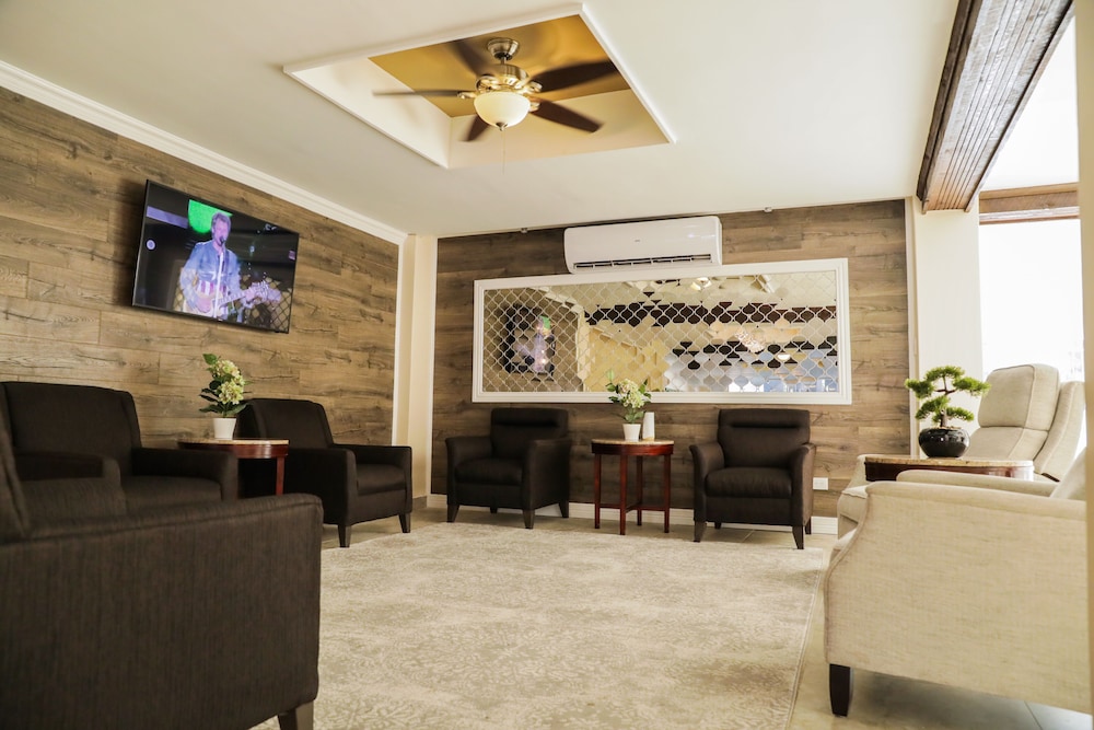 Days Inn by Wyndham Piedras Negras