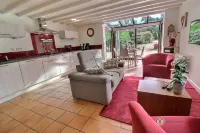 At the Gite du Bois d'Amore in a Quiet Area 2.5km from the City - from the Sea