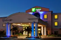 Holiday Inn Express & Suites Lake Okeechobee