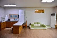 Pohang Unjesan Holiday Pension
