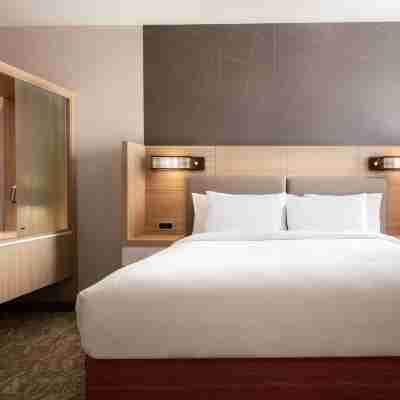 SpringHill Suites Ames Rooms