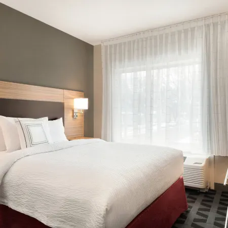 TownePlace Suites Dubuque Downtown