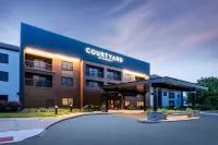 Courtyard Columbus Airport - 3-Star