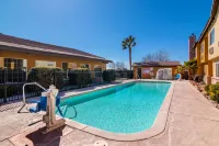 Comfort Inn & Suites Hotels in Mojave