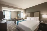La Quinta Inn & Suites by Wyndham Tulsa Broken Arrow Hotels in Broken Arrow