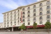 Ramada by Wyndham Istanbul Florya  호텔