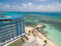 Calypso Beach Hotel Hotel in zona Suky Bay