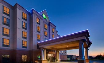 Holiday Inn Express & Suites Milton