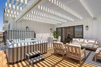 由RedAwning管理的普拉亞盧卡亞