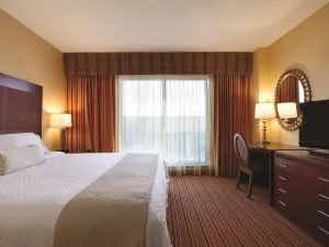 Embassy Suites by Hilton Norman Hotel & Conference Center