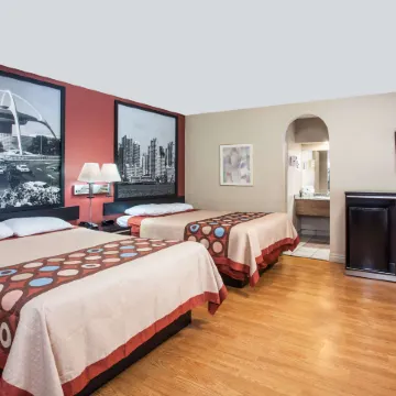 Motel 6 Pasadena, CA – Old Town Pasadena Area