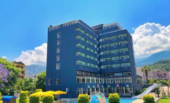 Green Gold Hotel