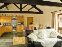 The Byre Hotels in Llantilio Pertholey
