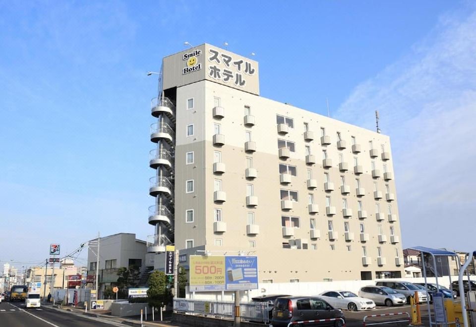 2. スマイルホテル塩..