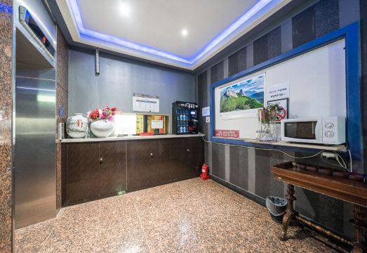 청령포모텔 대표 이미지