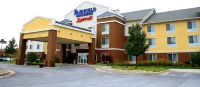 Fairfield Inn & Suites Fairmont Hotels in White Hall