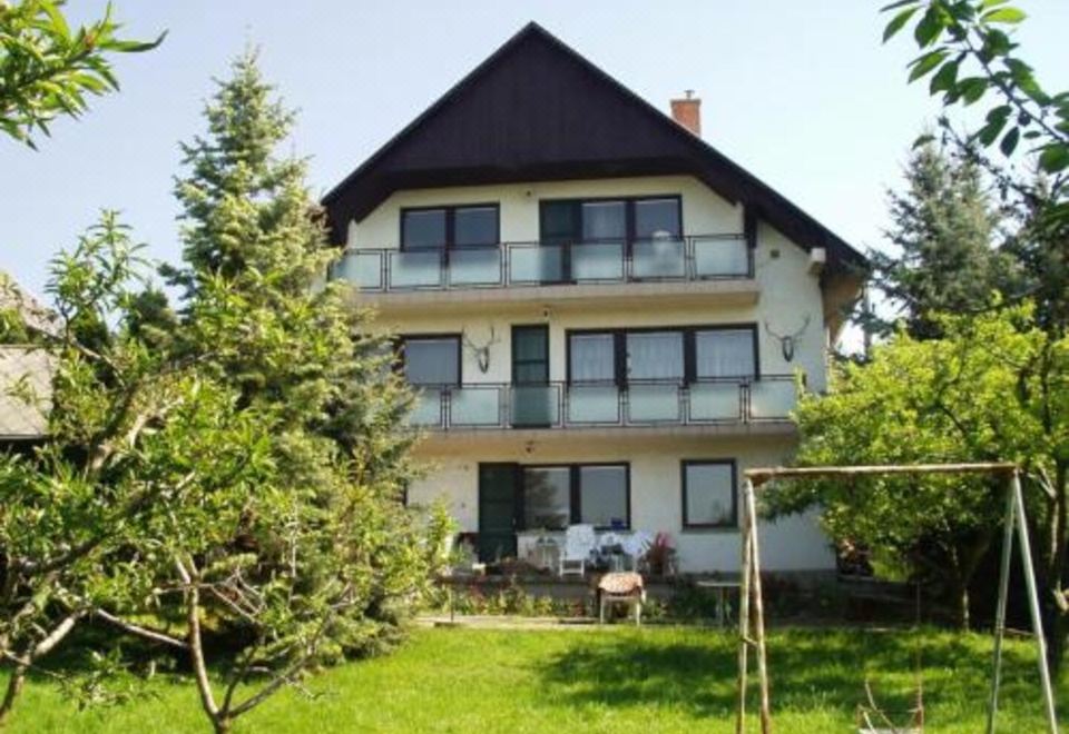 Budakeszi magánszállás - Housity