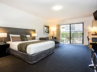 Coral Cay Resort Hotel a West Mackay