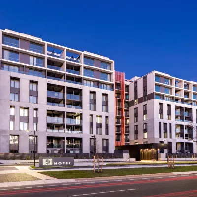 Deco Hotel Hotels near Mount Ainslie