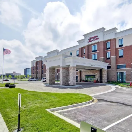 Hampton Inn & Suites Detroit/Troy