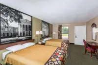 Super 8 by Wyndham Pearl/Jackson/East Hotels in Brandon