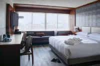 Detroit Marriott Southfield Hotels in der Nähe von Alpine Driving School Inc