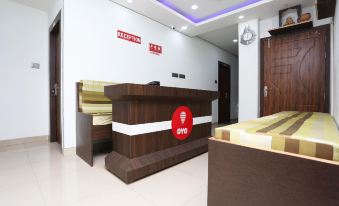 Super OYO Flagship Aashray Guest House
