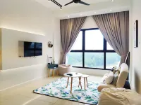 Le Pavilion by Salaam Suites, 5 Pax, Near Setiawalk Hotels in Puchong