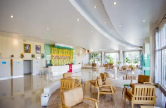 เซ็นการ์เด้น รีสอร์ท โรงแรมในอำเภอ บางระจัน