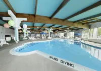 Howard Johnson by Wyndham Benton Harbor/St. Joseph - Pools