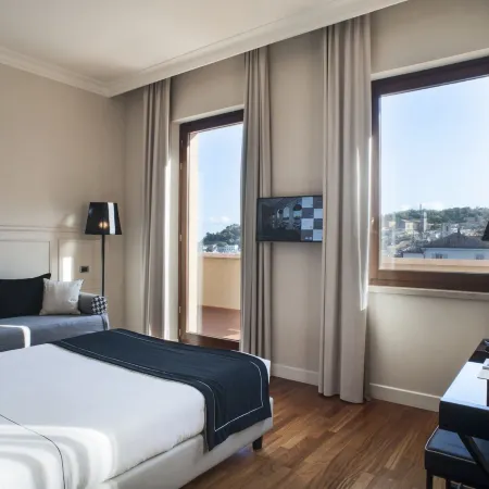 SeePort Hotel