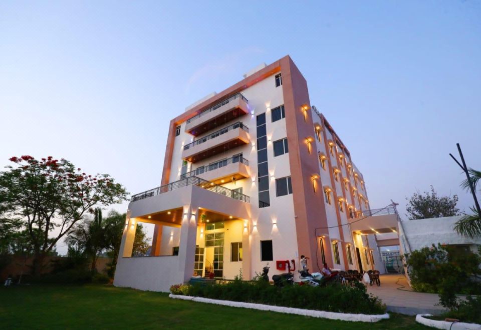 hotel overview picture