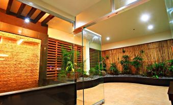Suitetrails - Naga Regent Hotel